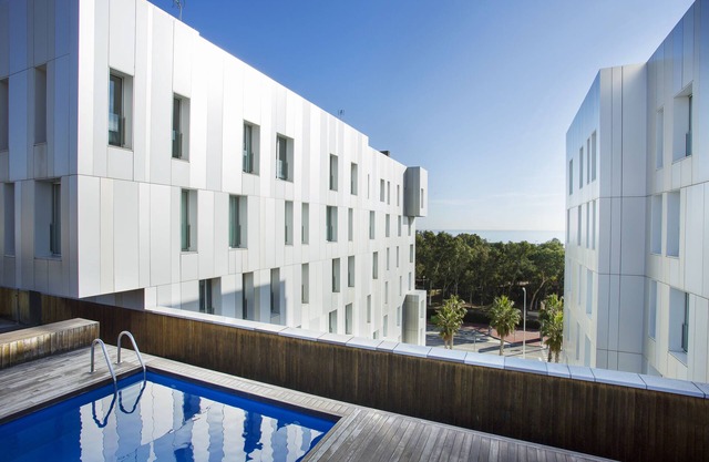 Durlet Beach Apartments