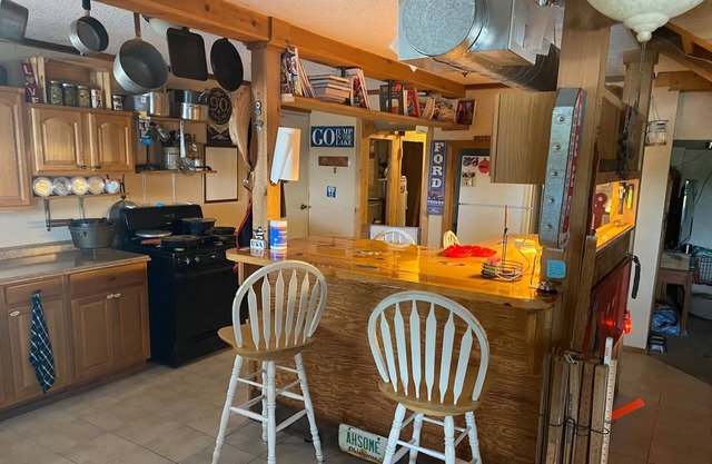 Eagle’s Nest Lodging