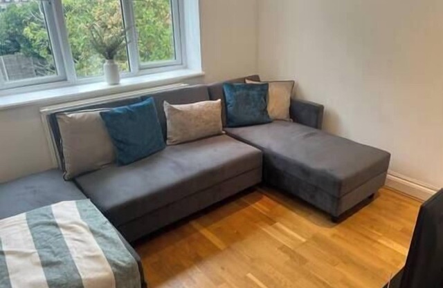 Ealing Gem 3 Bath, 2 En-Suite Flat w/Parking