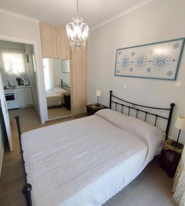 EAR - house Karia Lefkada