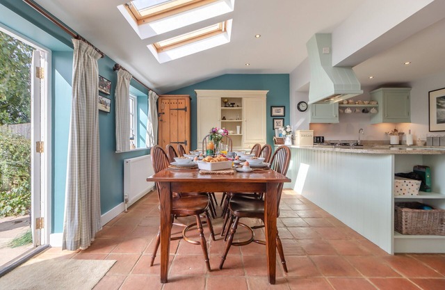 Easter Cottage - Westleton