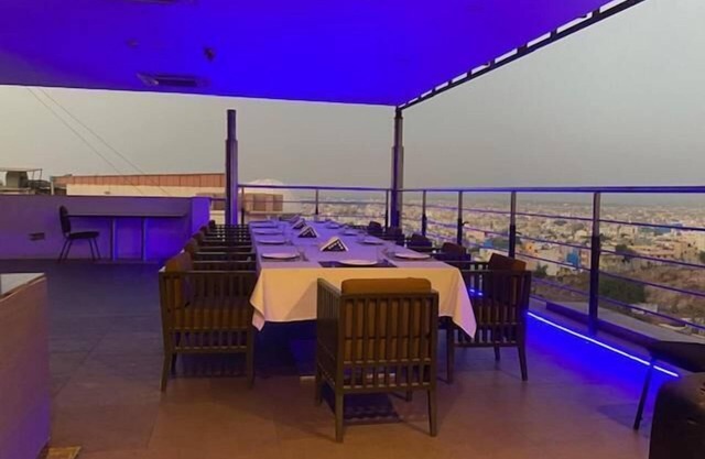 Ebony Boutique Hotel