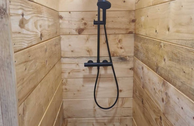 Ecolodge en bois au cœur du maquis corse - Cabane La source
