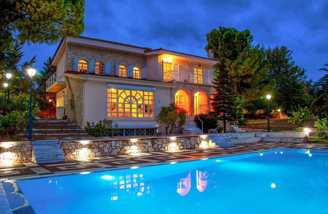 Eden Garden 3BR villa with Pool by JJ Hospitality