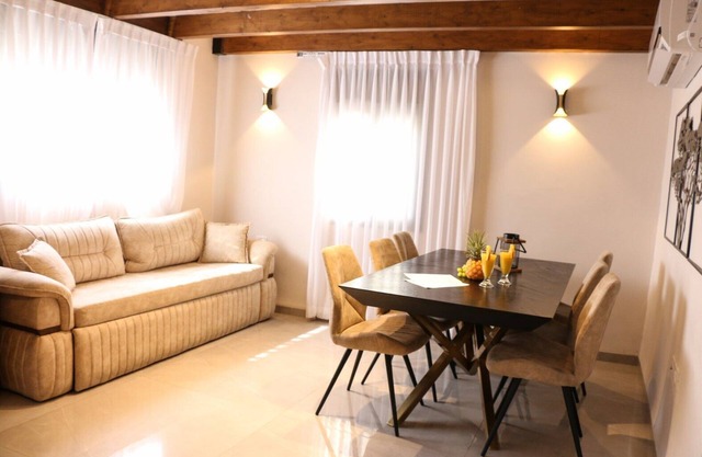 Eden - luxury apartment in the old city with a spa