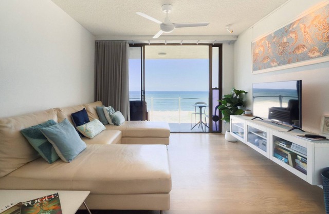 Edgecliffe Unit 7, 4 Bulcock Beach Esplanade Kings Beach