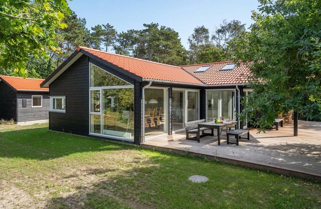"Efka" - 175m from the sea by Interhome