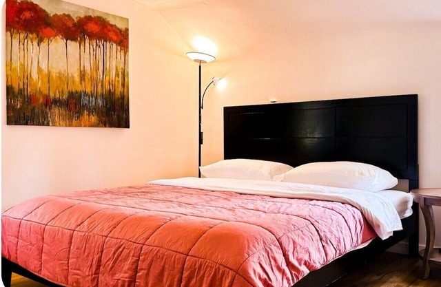 Eggert - Upper · 2BR apartment near UB, Niagara, Hospitals, Buffalo