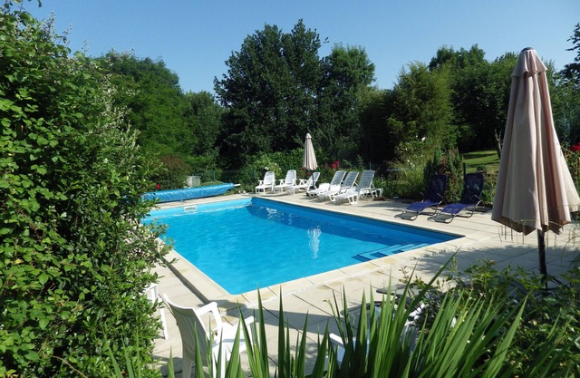 Eglantine (3 bedrooms - sleeps 8)
