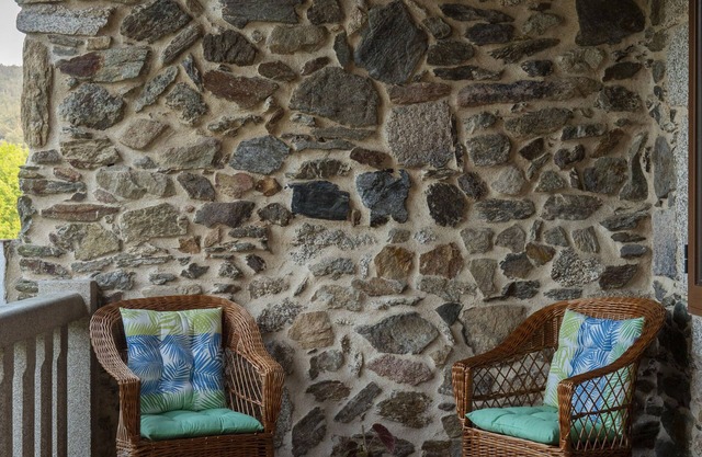Eido Vello rural cottage