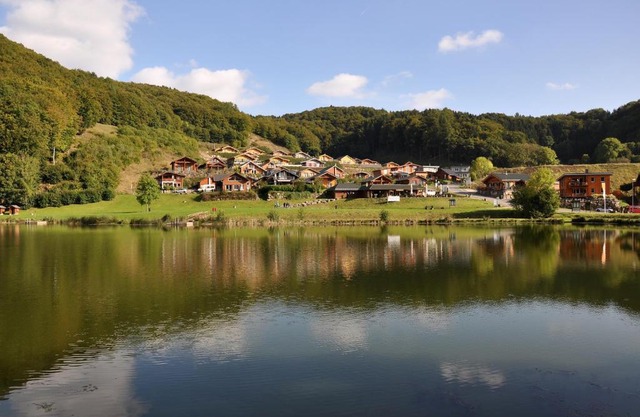 Eifel & See - Ferienhäuser am Waldsee Rieden/Eifel