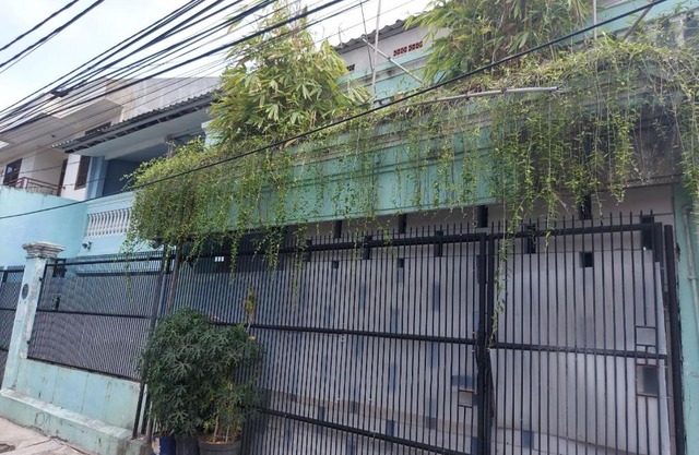 Eiffel Residence Petojo - Female Only