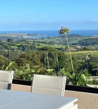 El Balcón de Oyambre - Vistas al mar y montaña