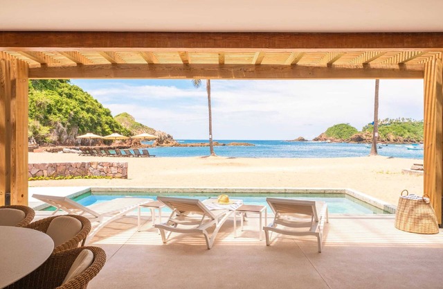 El Careyes Club & Residences
