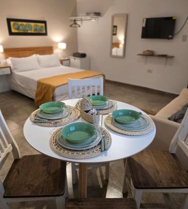 El Quebracho, Suites y Apartments