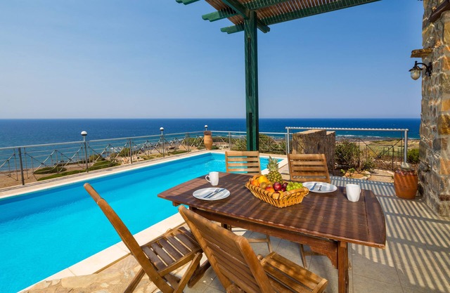 Elafonisi Villa with private pool and sea view - 13 min from Elafonisi Beach