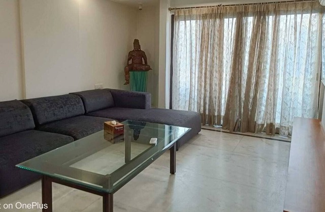 Elegancy at it's Best-Stunning 3 BHK Apt in Connaught Place