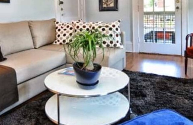Elegant 1BR King Condo | Elizabeth-Plaza Midwood
