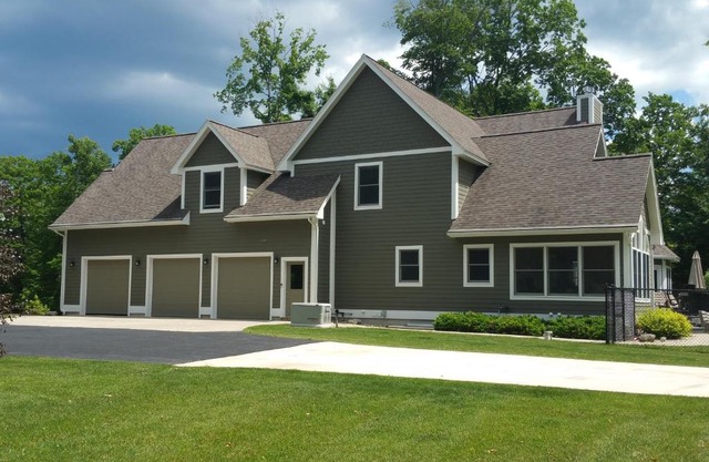 Elegant 2 King Bedrooms Apartment - 4 guest maximum and2 night minimum