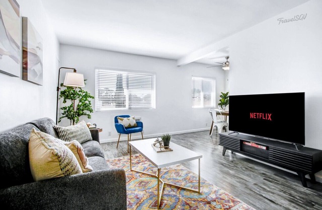 Elegant 2BR Unit Near Almansor Park #TravelSGV