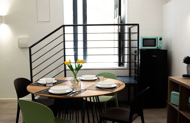 Elegant accommodation Chiaia area, Comfortable, bright, newly renovated