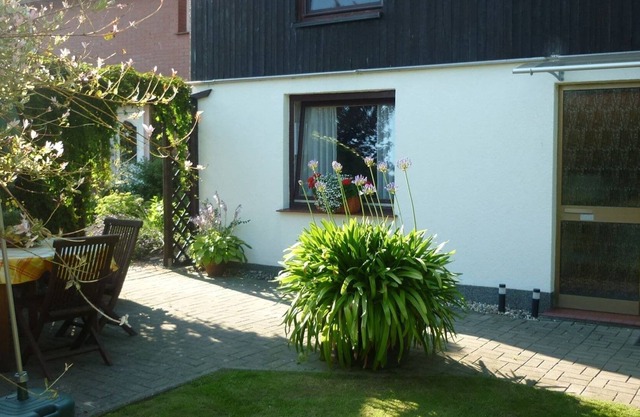 Elegant Apartment in Groß Kordshagen with garden