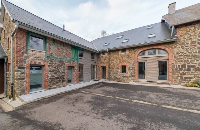 Elegant Escape in Waimes