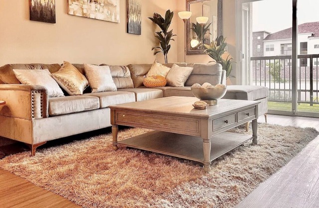 Elegant King Bed NRG/Hobby Airport Area