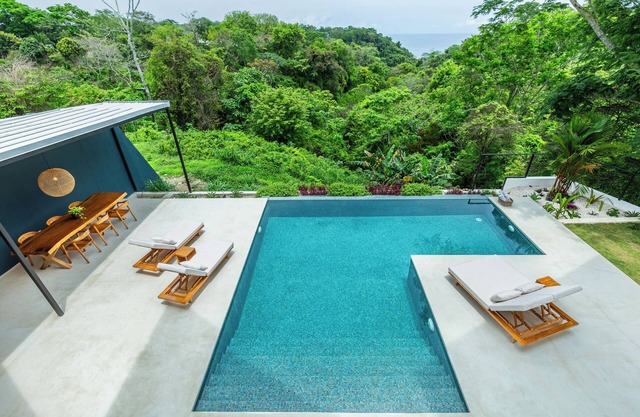 Elegant Ocean View Villa Serena in Hermosa Hills