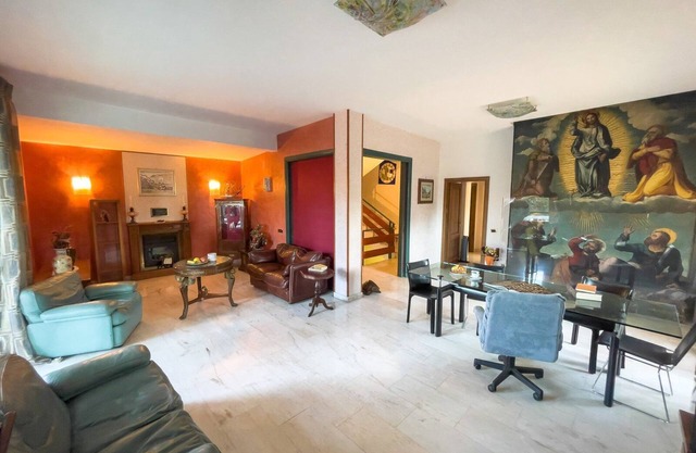 Elegant Spacious Villa in Serene Roman Oasis - Family-Friendly