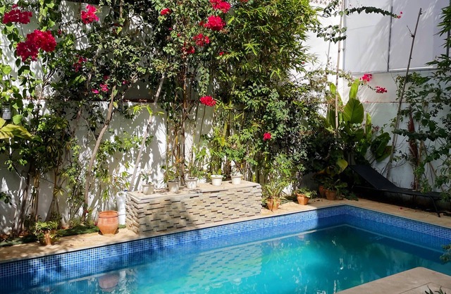 Elegant villa with private pool, 5 minutes from the beach!