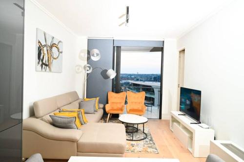 Elegant-World Ellipse Waterfall