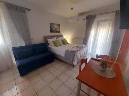 Eleni's Apartments Igoumenitsa - Γκαρσονιέρα 1ου ορόφου επιπλωμένη, εξωπλισμένη