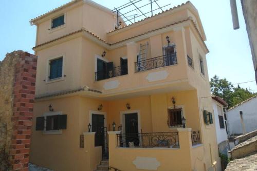 Eleni's house in Valanio