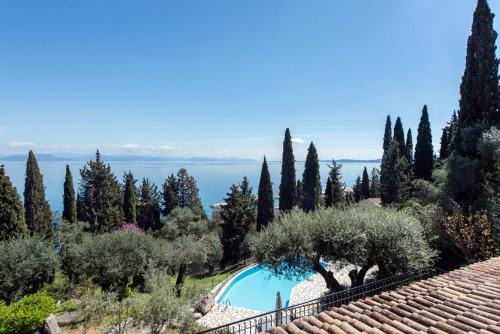 "Elevate Your Corfu Retreat Lucky Villas - Tranquil Hillside Oasis With Private Pool, Spectacular Sea Views, And Tailored Luxury"