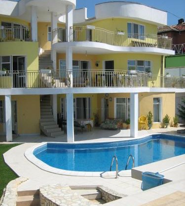 Eli Guest House