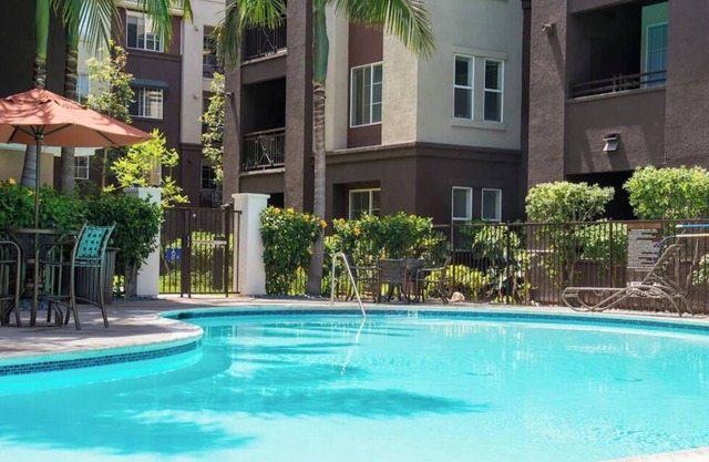 Elite 2 Bedroom Condo At The Heart Of Marina Del Rey, Close To Everywhere!