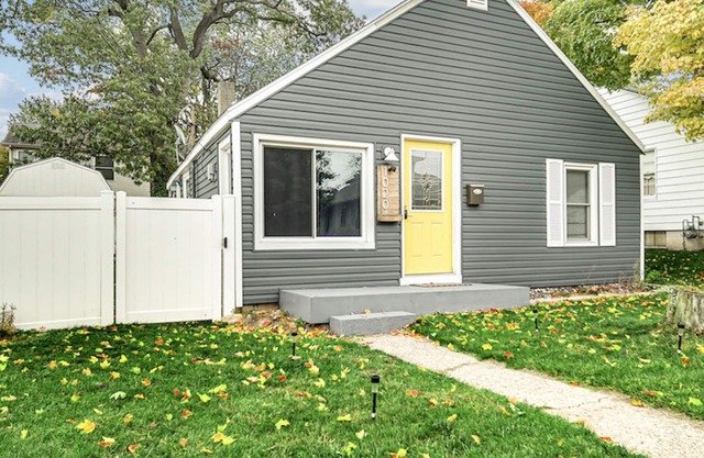 Elm Street Retreat - A cozy home all your own!