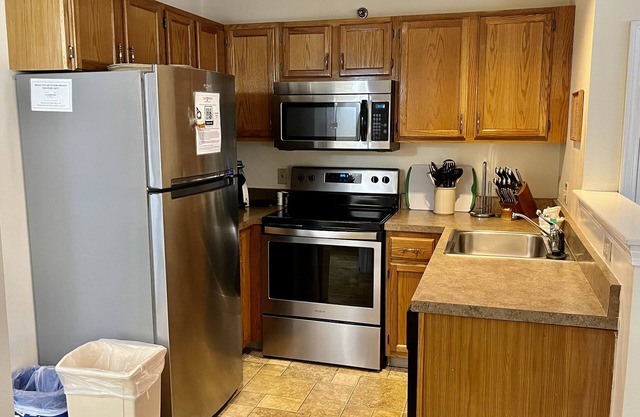 Elmwood Resort Hotel