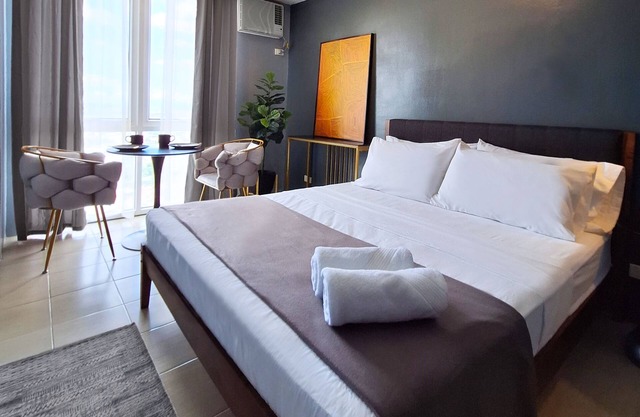 ELUDE Designer Suite Pasig (Prime location)