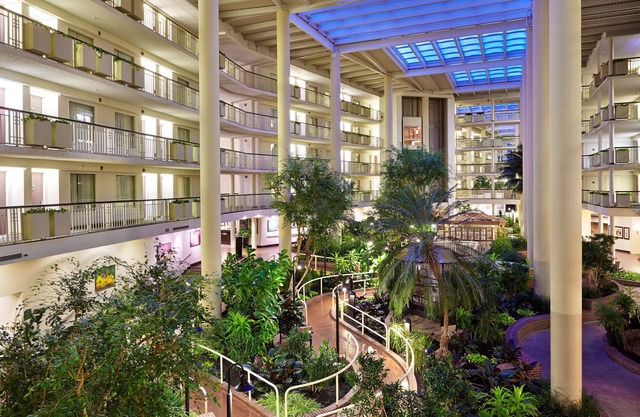 Embassy Suites by Hilton Parsippany