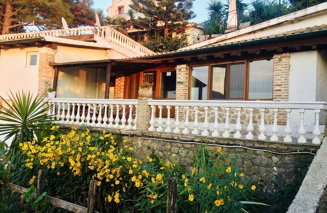Emerald Villa - Romantic Gem On The Phaeacos' Island
