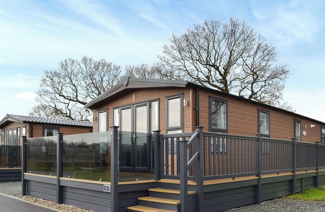 Emily's Escape - UK46722