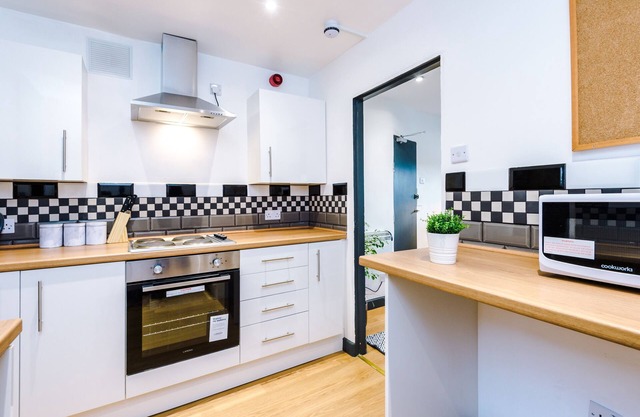 Empire Blackpool Apartments - Tyldesley Road