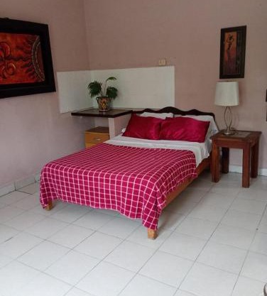 En planta alta a pie de avenida