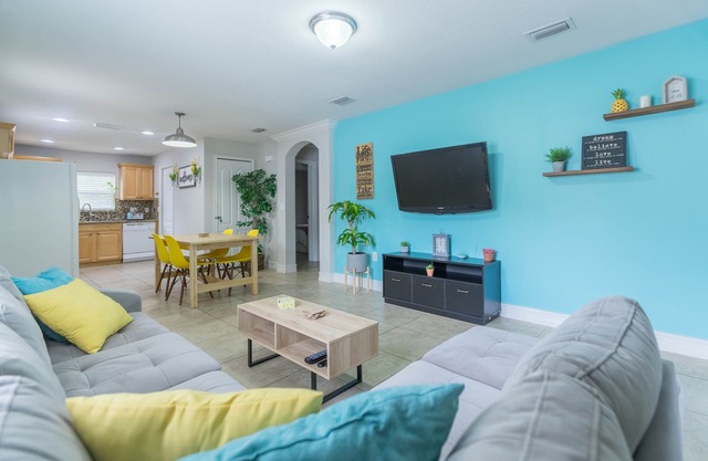 Enchanted 3 Bedroom Home near Downtown Winter Garden