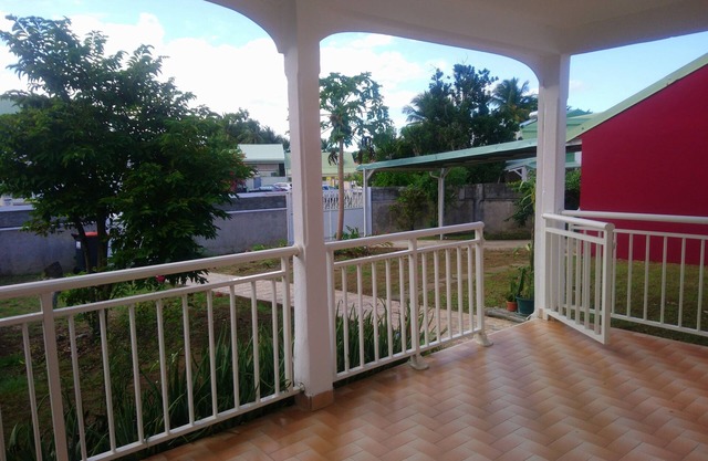 Enclosed villa for 8 people