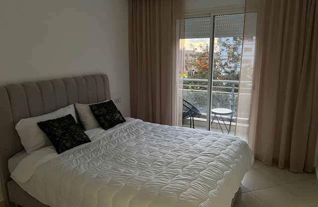 Enjoy a bright, quiet, unoverlooked apartment with panoramic views