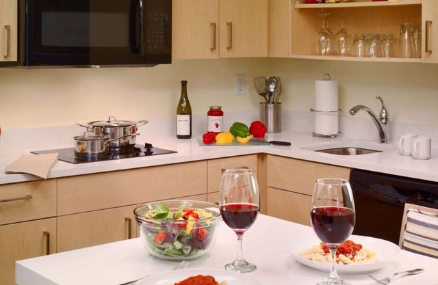 Enjoy a Hassle-Free Stay! 3 Convenient Units, Free Parking, Pets Allowed