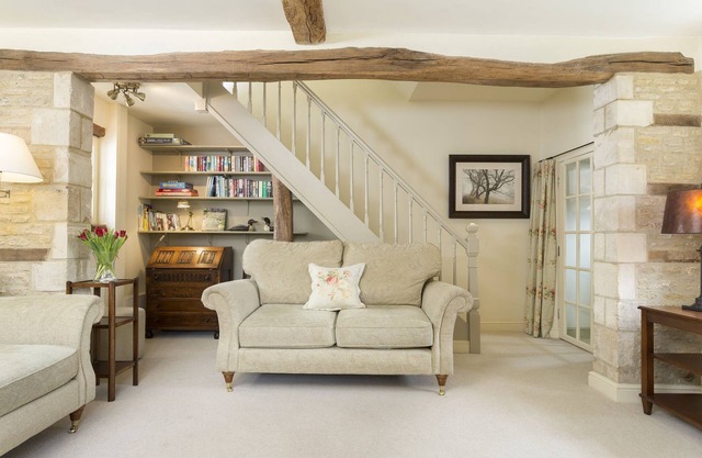 Enjoy a taste of rural life in this beautifully presented Cotswold period home.